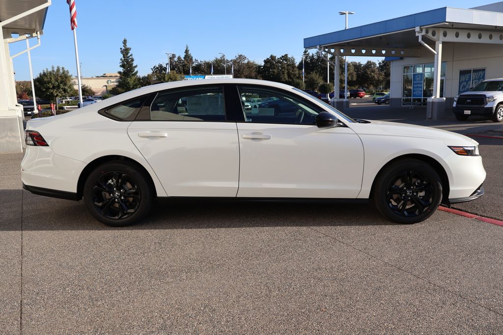 Thumbnail: 2025 Honda Accord - 4