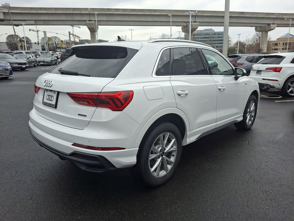 2024 Audi Q3  3