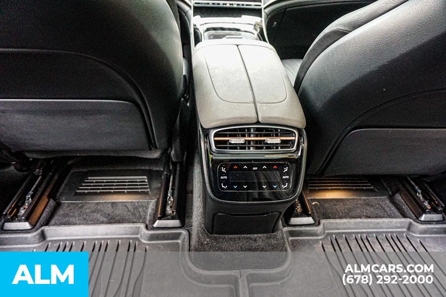 Used 2023 Black Mercedes-Benz 450 image 31