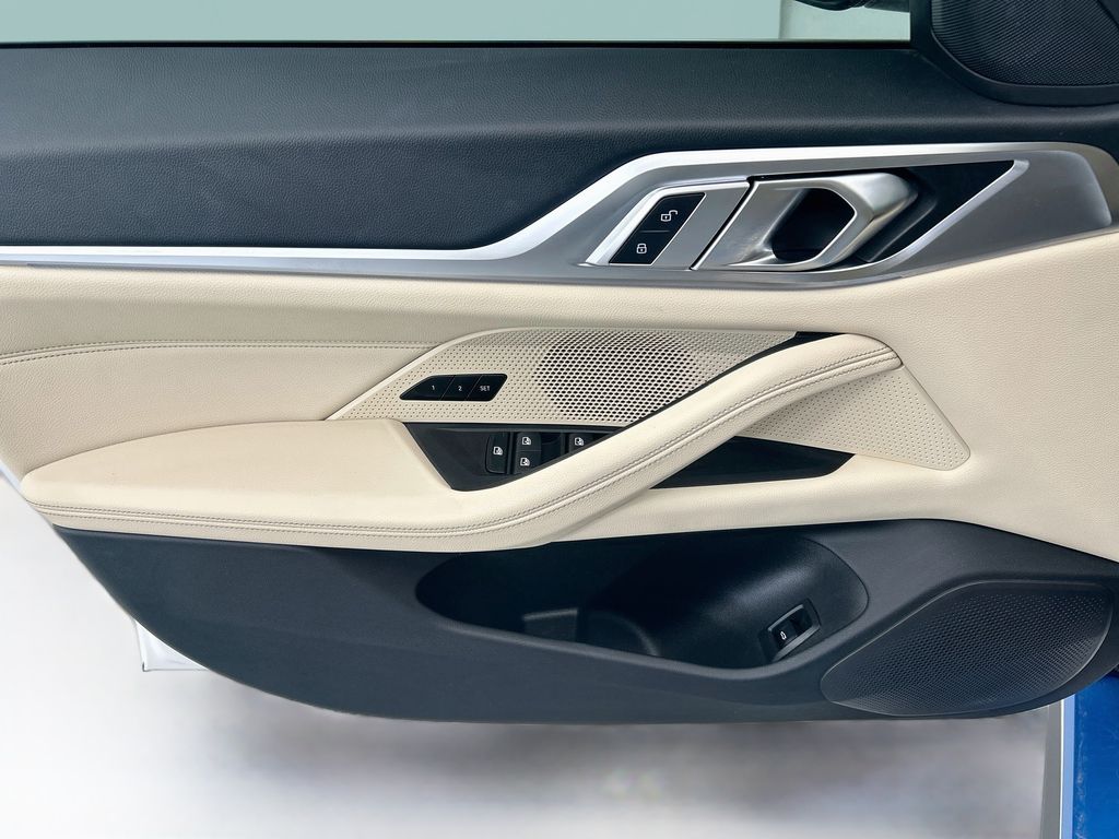 Thumbnail: 2023 BMW i4 - 23