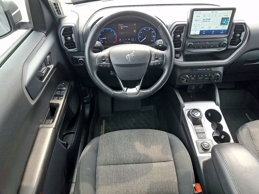 Photo 11
