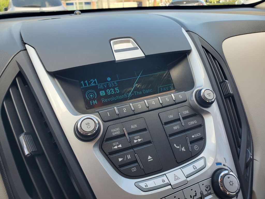 2011 Chevrolet Equinox - $4,888