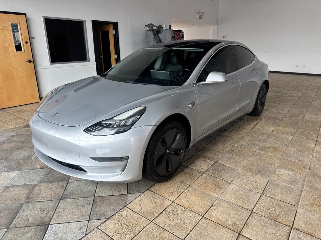 Gray 2018 Tesla Model 3 Long Range RWD Sedan Rear-Wheel Drive 1-Speed Automatic