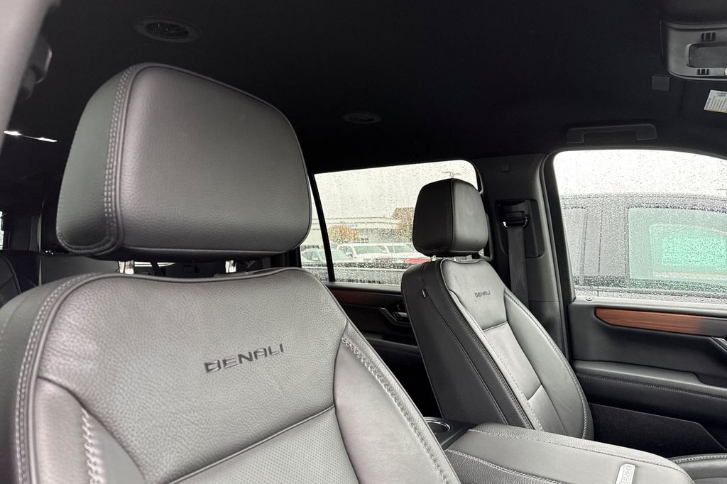 used 2025 GMC Yukon XL car, priced at $74,962