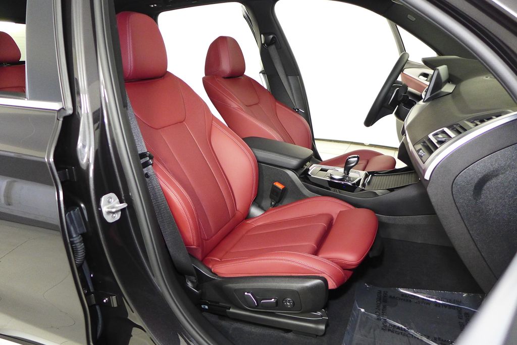 Thumbnail: 2024 BMW X3 - 19