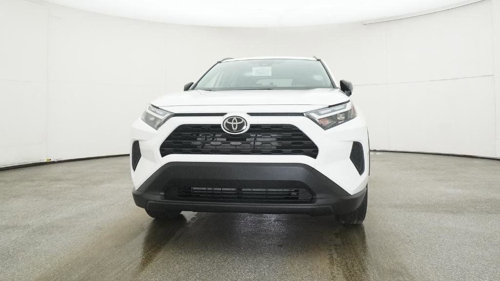 Thumbnail: 2025 Toyota RAV4 - 29