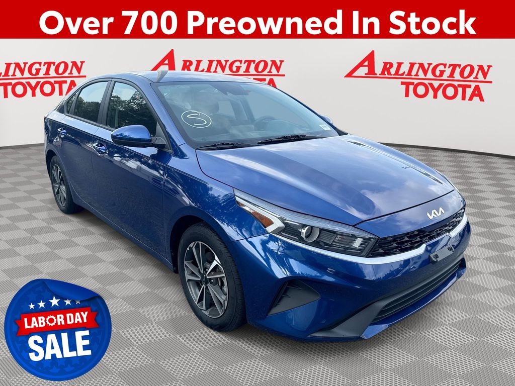 Deep Sea Blue 2023 Kia Forte Sedan Front-Wheel Drive Continuously Variable Transmission