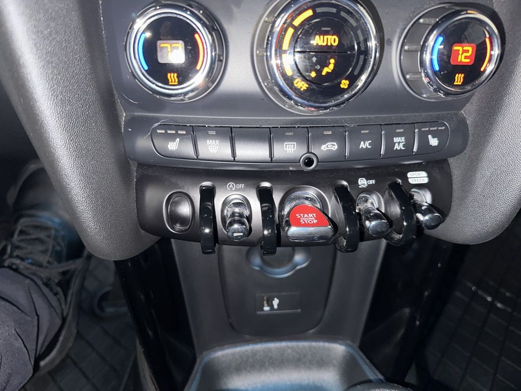 Thumbnail: 2024 MINI Cooper - 15