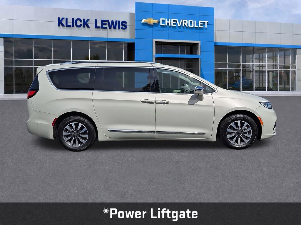 2021 Chrysler Pacifica Hybrid Limited White at Phil Fitts Ford