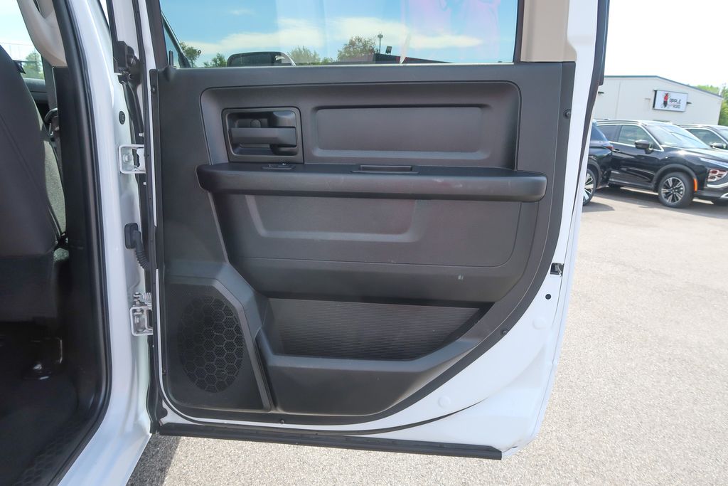 2023 Ram 1500 Classic Tradesman Crew Cab 4x4 5'7" Box