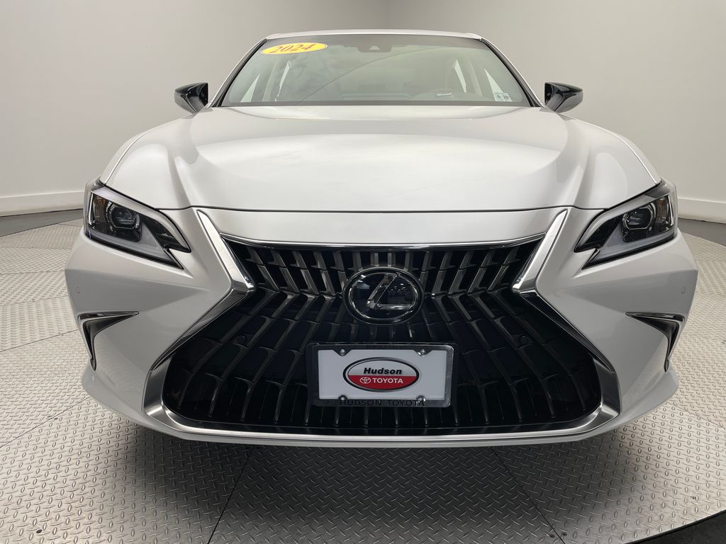 2024 Lexus ES 350 2