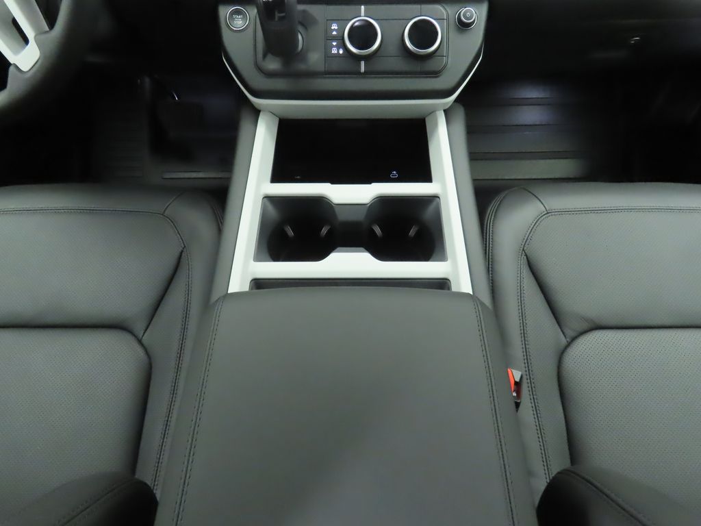 Thumbnail: 2025 Land Rover Defender - 16
