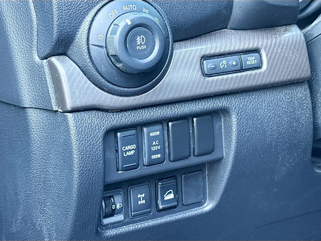 Used 2024 Black Nissan PRO-4X image 10