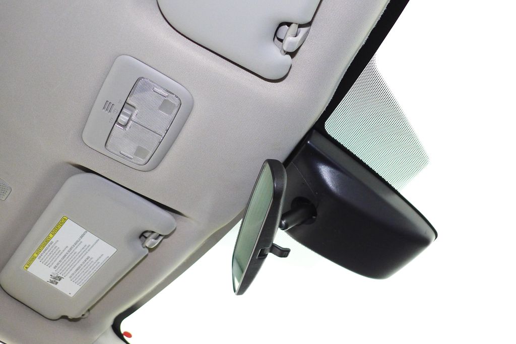 Thumbnail: 2018 Toyota Corolla - 17