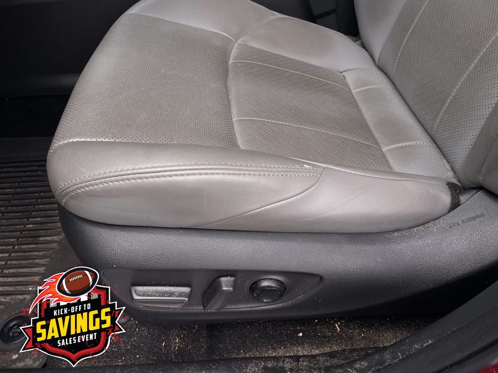 Used 2022 Toyota Venza SUV