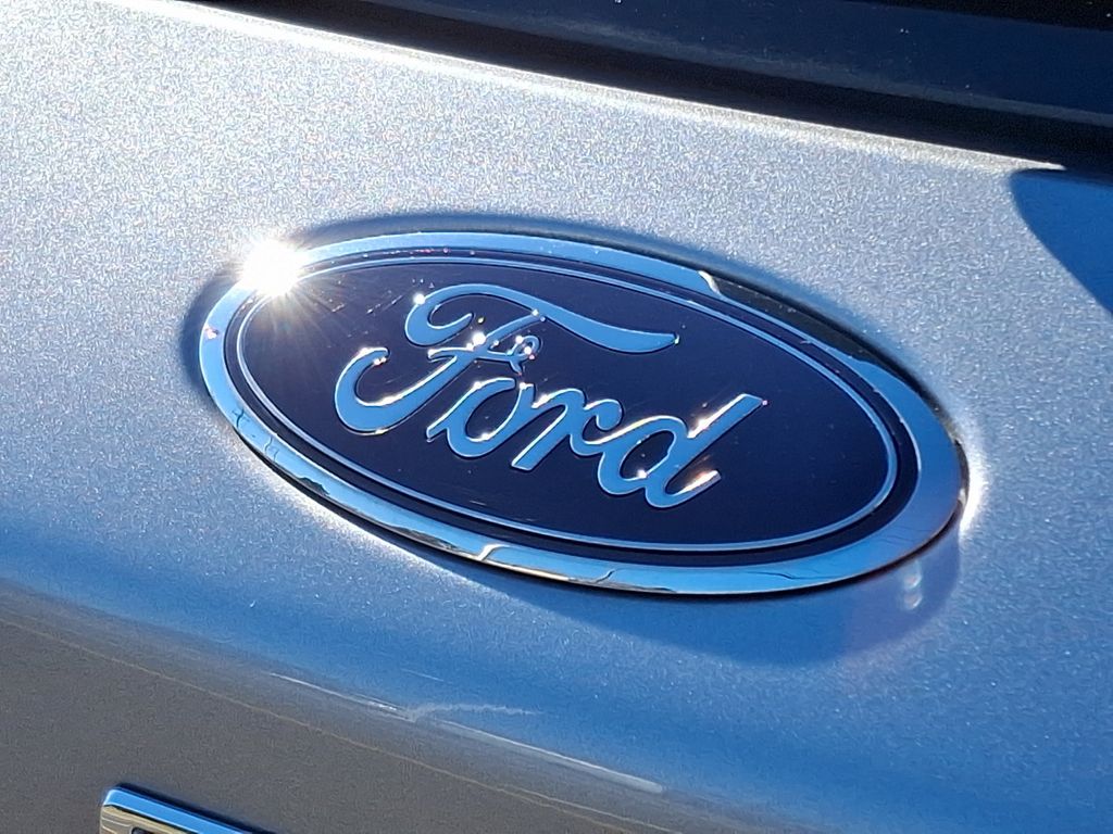 2022 Ford Escape SEL 26