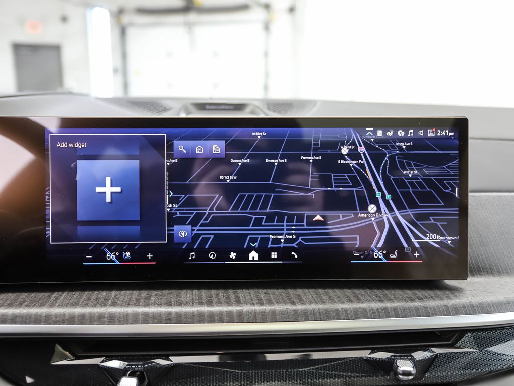 Thumbnail: 2026 BMW X7 - 20