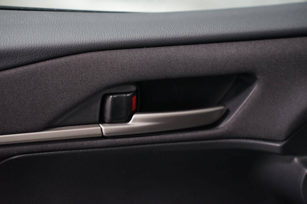 Thumbnail: 2026 Toyota Camry - 32