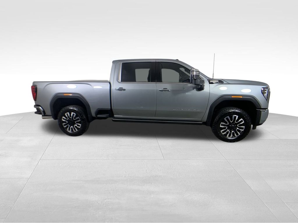 2025 GMC Sierra 2500HD Denali Ultimate 8