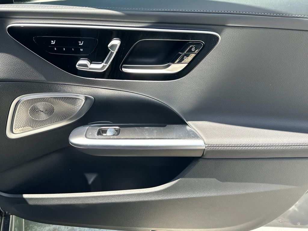 Thumbnail: 2025 Mercedes-Benz C-Class - 26