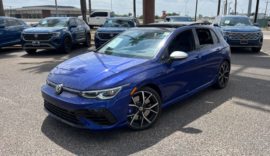 Lapiz Blue Metallic 2024 Volkswagen Golf R 4Motion Hatchback All-Wheel Drive 7-Speed Dual Clutch