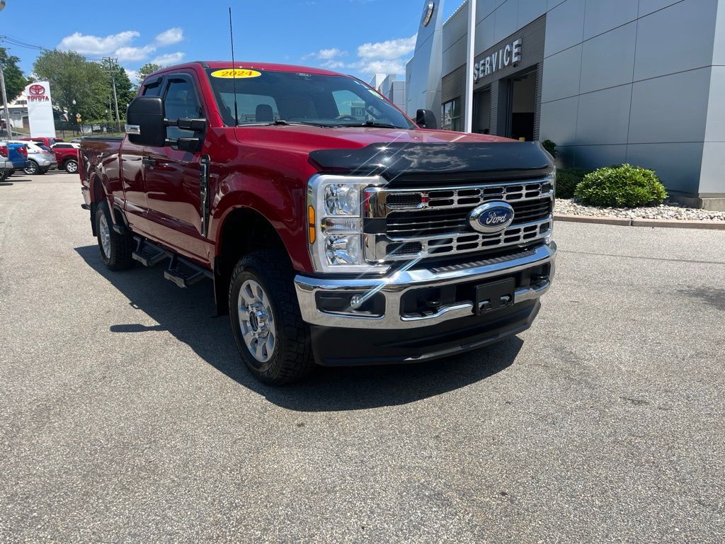 2024 Ford F-250 Super Duty XLT Crew Cab 4WD