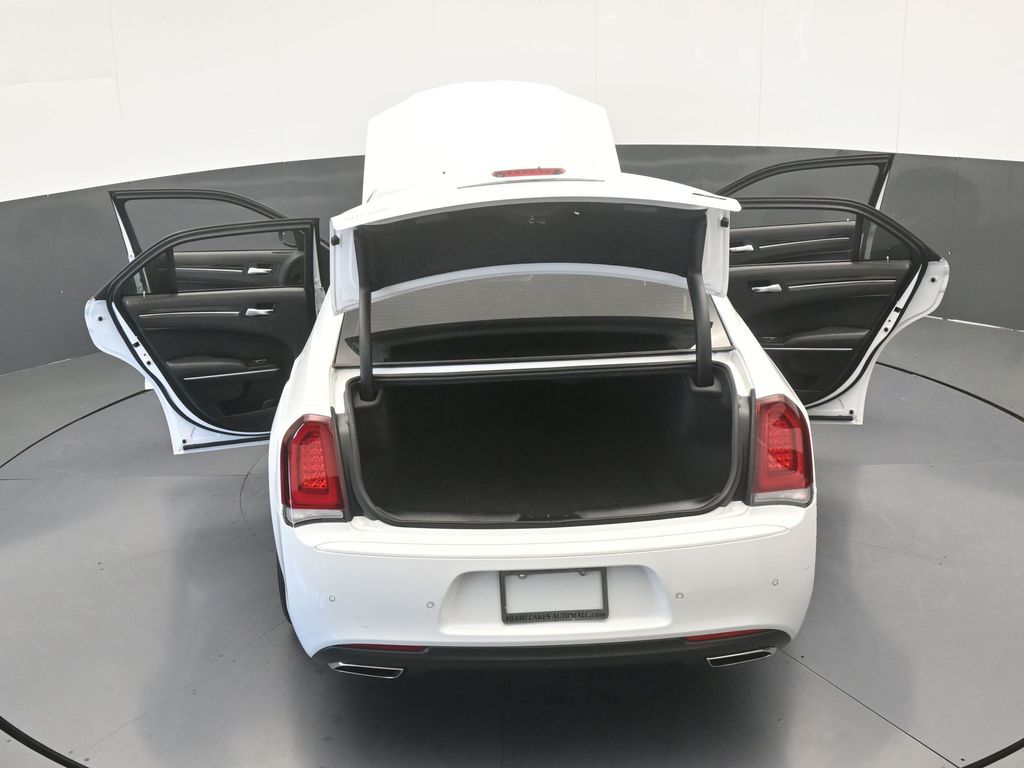 Used 2023 Bright White Clearcoat Chrysler Touring image 59