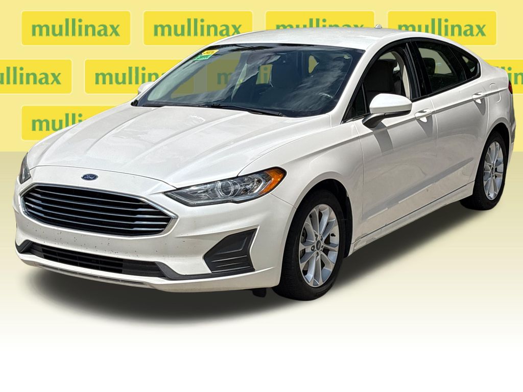 Used 2020 White Ford SE image 12