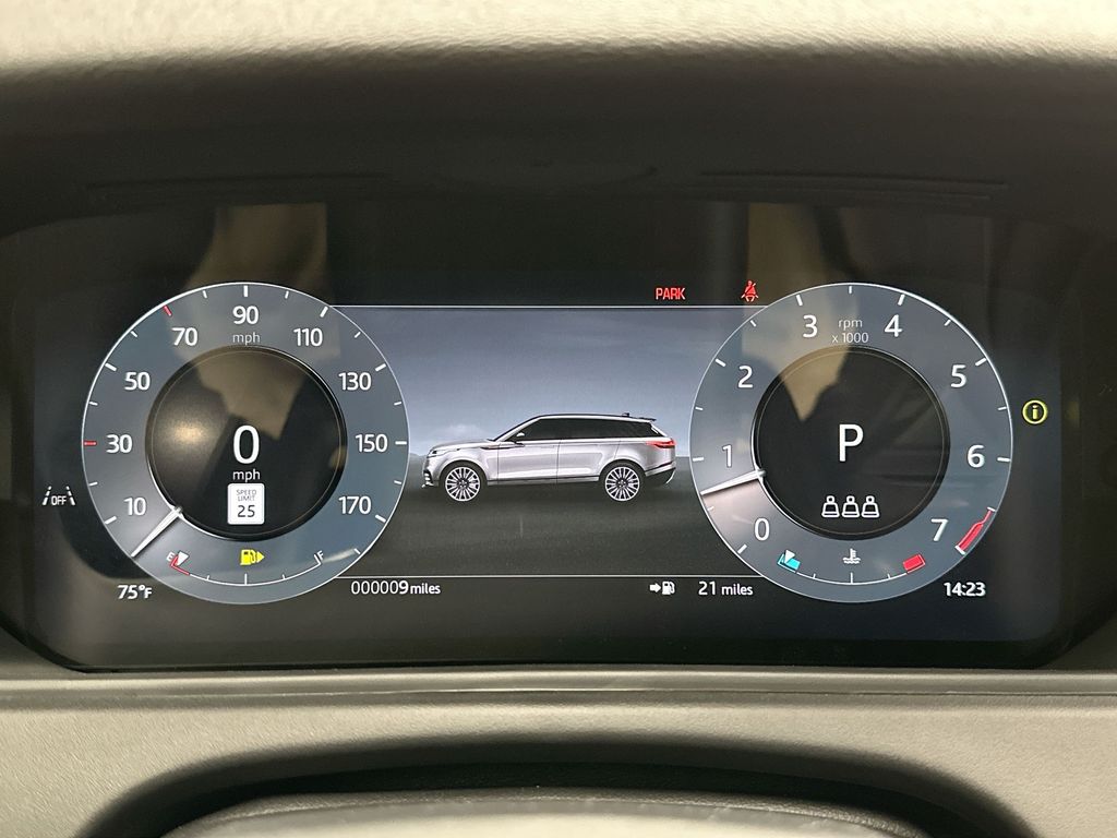 2025 Land Rover Range Rover Velar Dynamic SE 14