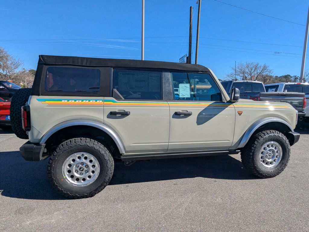 2025 Ford Bronco Badlands