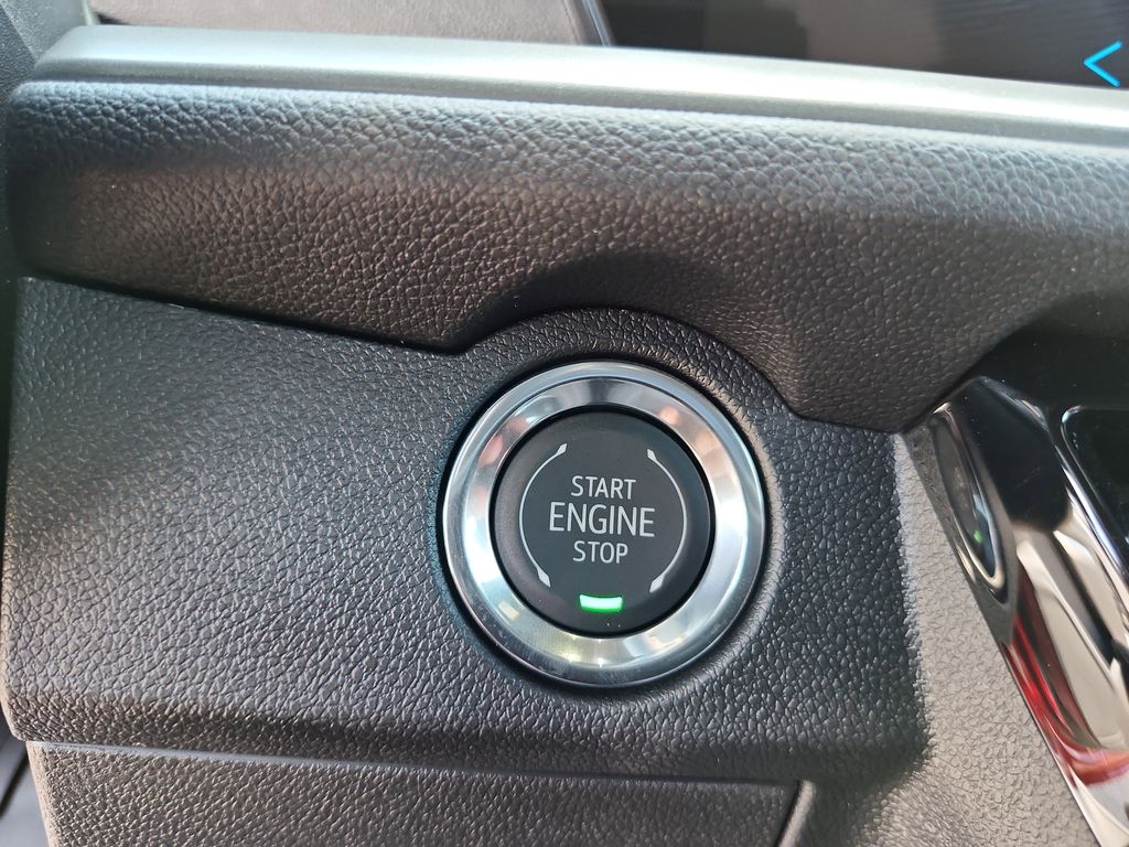 new 2026 Chevrolet Traverse car, priced at $39,695