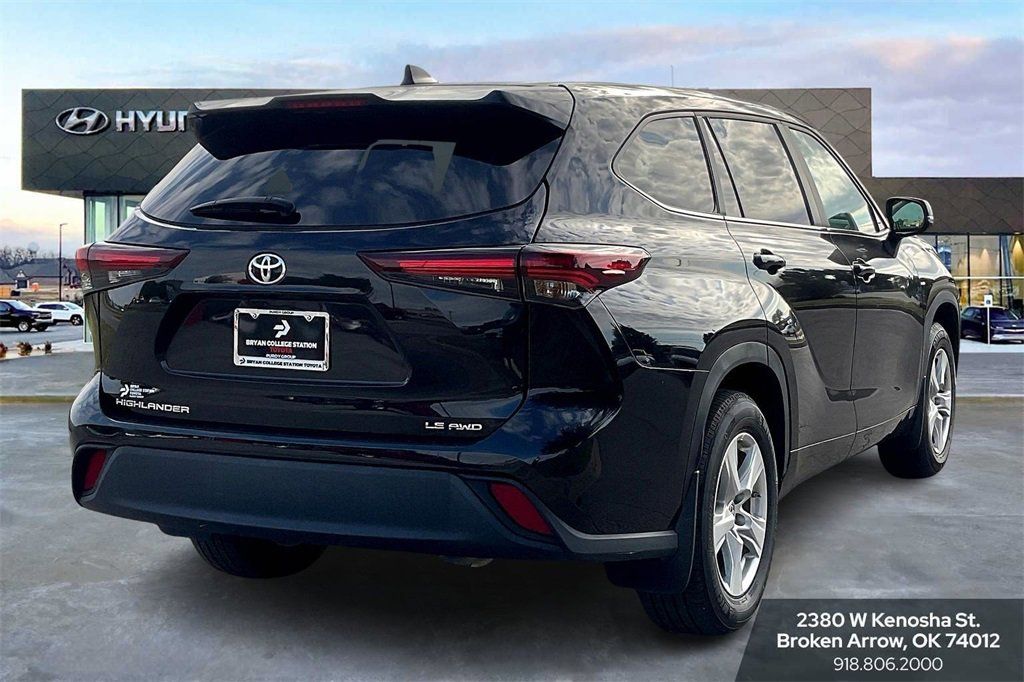 2024 Toyota Highlander
