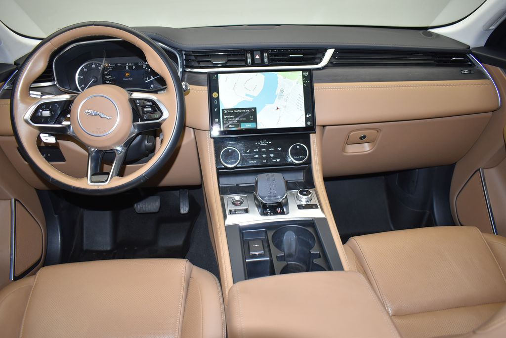 Thumbnail: 2021 Jaguar F-Pace - 27