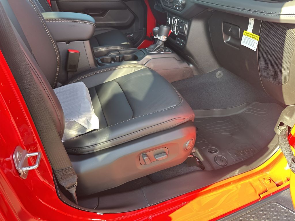 New Car 2025 Jeep Gladiator  For Sale Under $50,000 In Austin, Texas