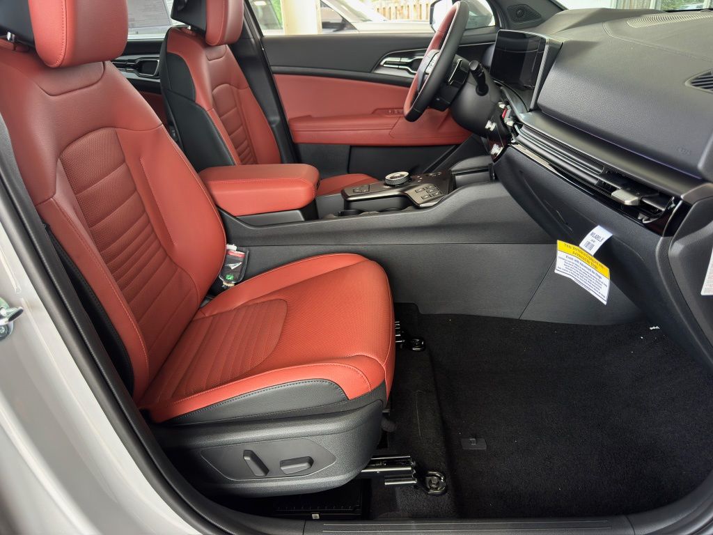 2027 Kia Sportage Hybrid SX-Prestige Gray at Community Kia