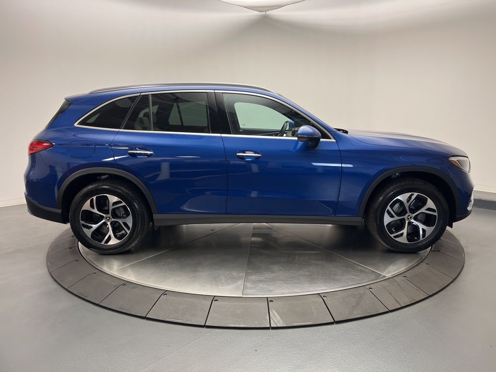 Thumbnail: 2026 Mercedes-Benz GLC - 8