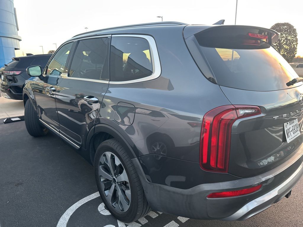 Thumbnail: 2021 Kia Telluride - 11
