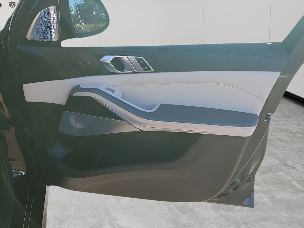 Used Car 2023 Bmw X7  M60i For Sale Under $70,000 In Austin, Texas