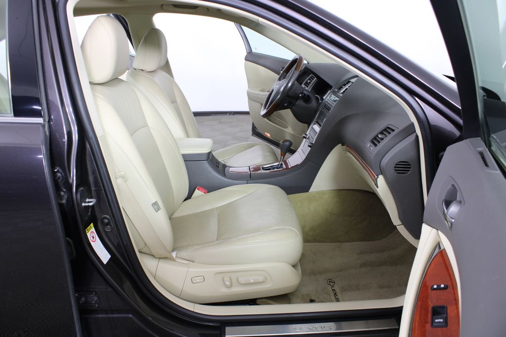 Used 2011 Lexus ES for sale in 