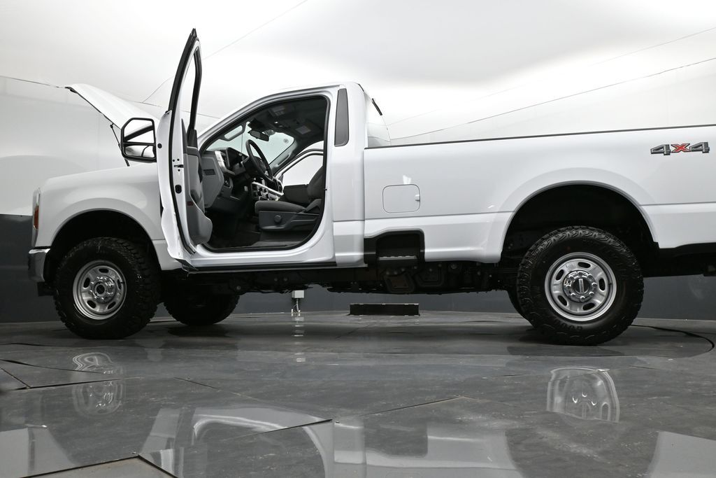 2026 Ford F-250 XL photo 28