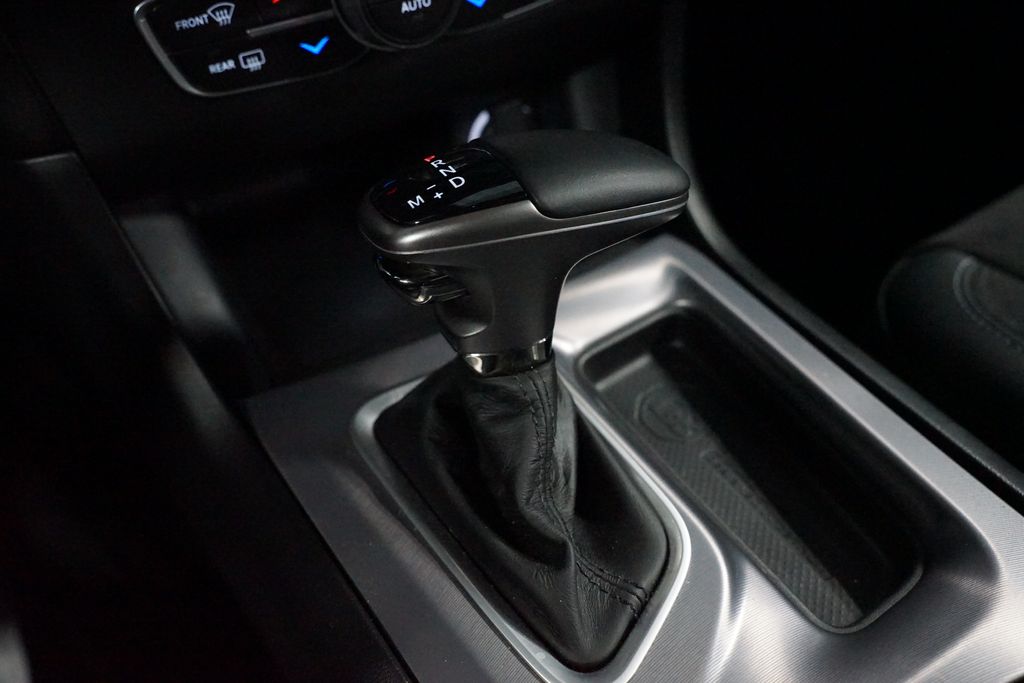 Thumbnail: 2019 Dodge Charger - 25