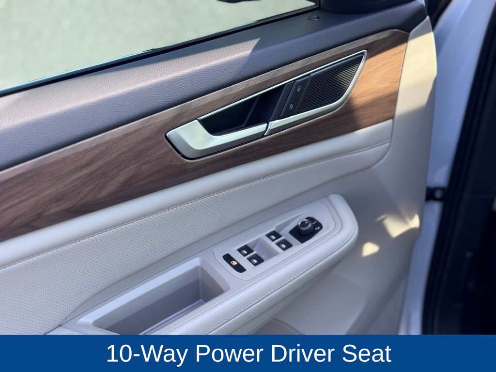 2024 Volkswagen Atlas 2.0T SE