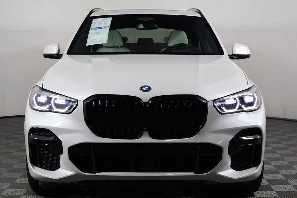 Thumbnail: 2023 BMW X5 - 2