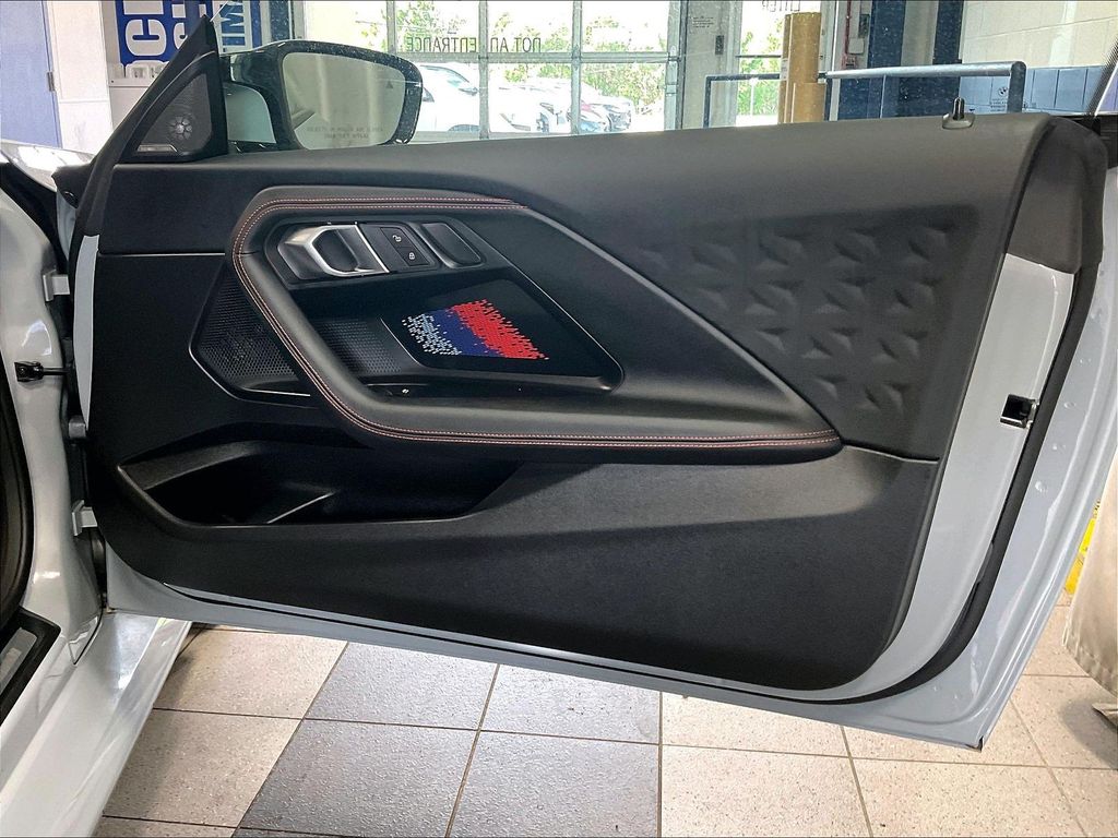 2025 BMW M2 — photo 12