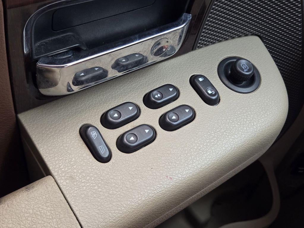 2007 Ford F-150 XLT Red at Texan Dodge Chrysler Jeep Ram