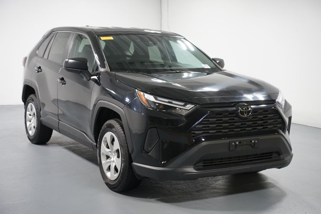 Thumbnail: 2023 Toyota RAV4 - 3