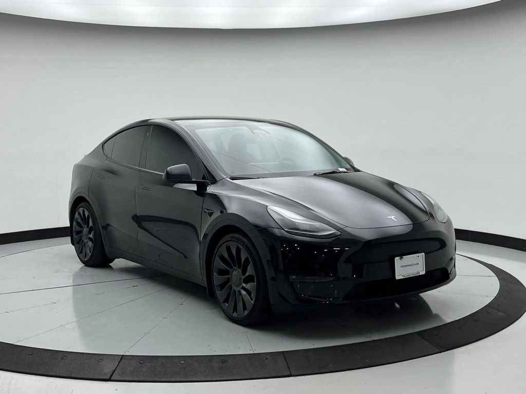 Thumbnail: 2022 Tesla Model Y - 3