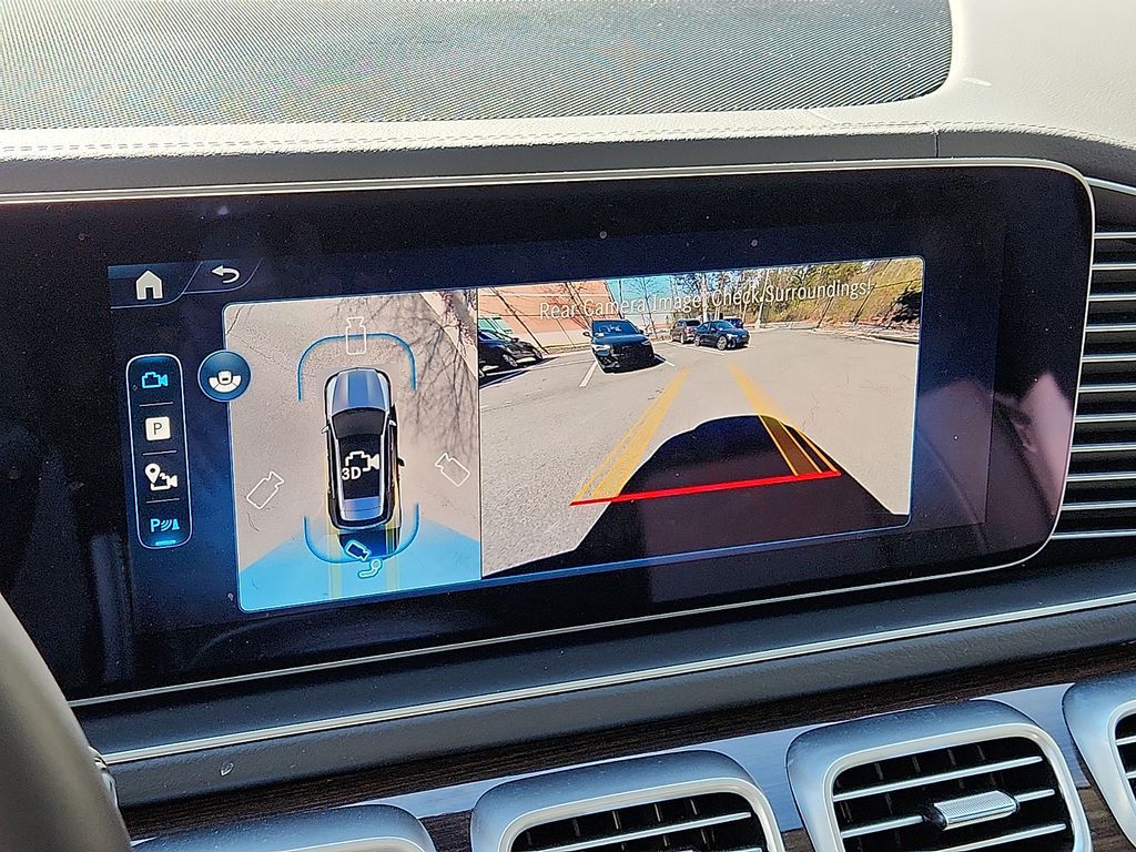 Thumbnail: 2026 Mercedes-Benz GLE - 18