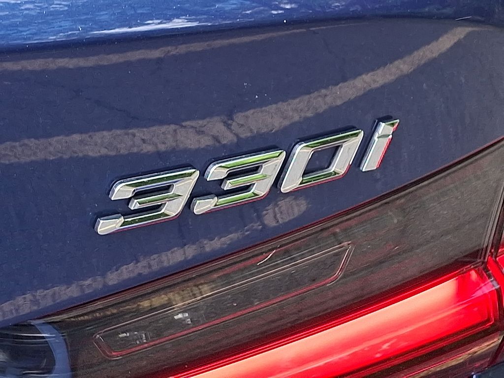 2023 BMW 3 Series 330i xDrive 28