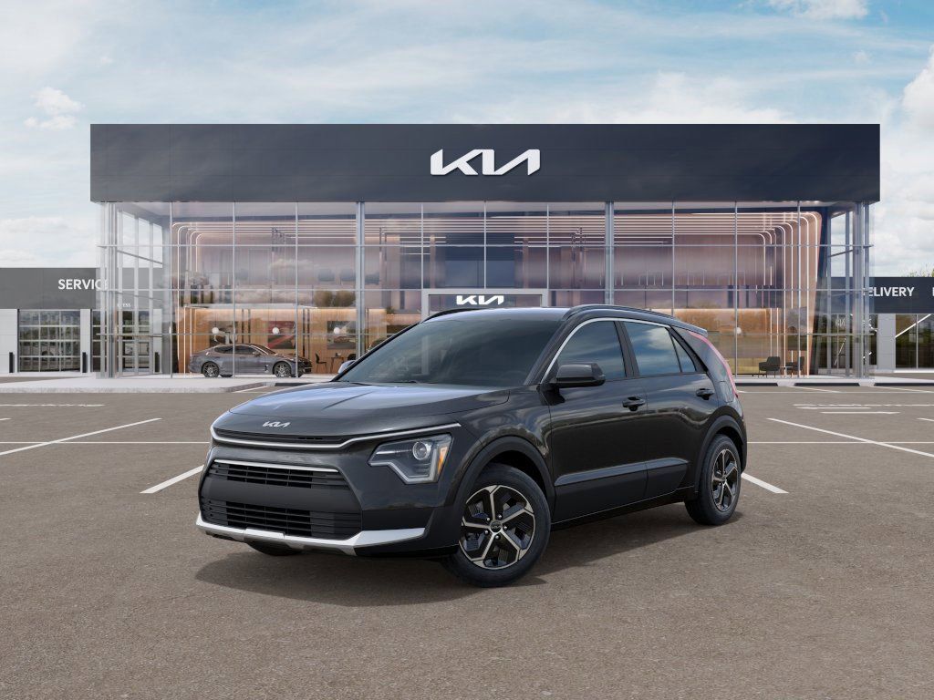 2024 Kia Niro LX 1